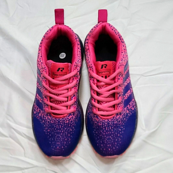 Fashion Other - *Host Pick* girl's pink athletic shoes